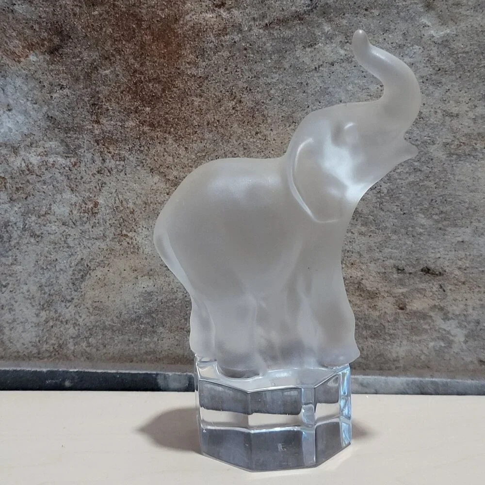 Vintage Goebel Frosted Crystal Elephant Paperweight On Pedestal Figurine